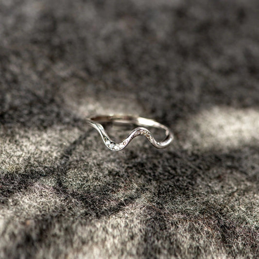 Water Wave Adjustable Silver Ring — Minimalist Fashion